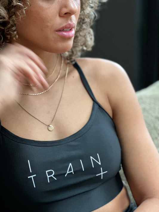 sports top black